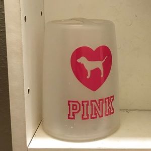 Hairbrush holder/makeup brush holder